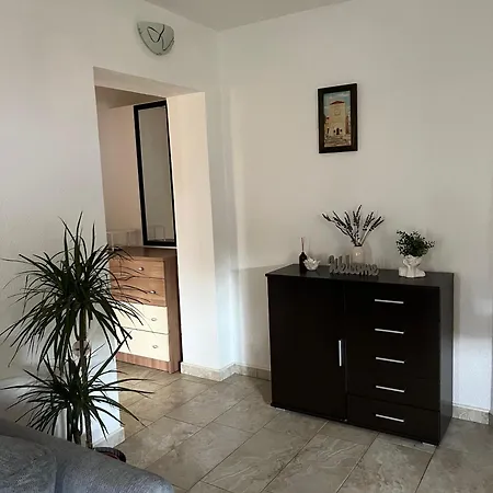 Apartmani Predovan * Vrsi
