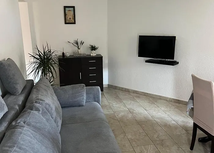 Apartmani Predovan Apartment *